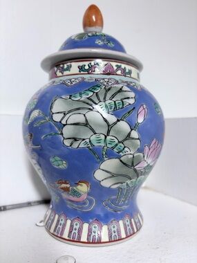 Blue Floral Lotus Ginger Jar with Lid